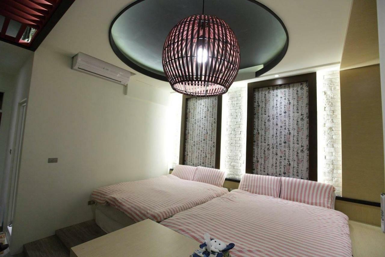 琉球茶室 現代館 Bed & Breakfast Xiaoliuqiu Exterior photo